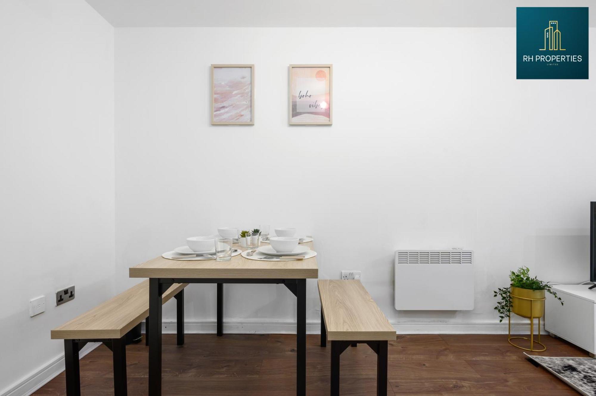 Modern Near Centre Apartment