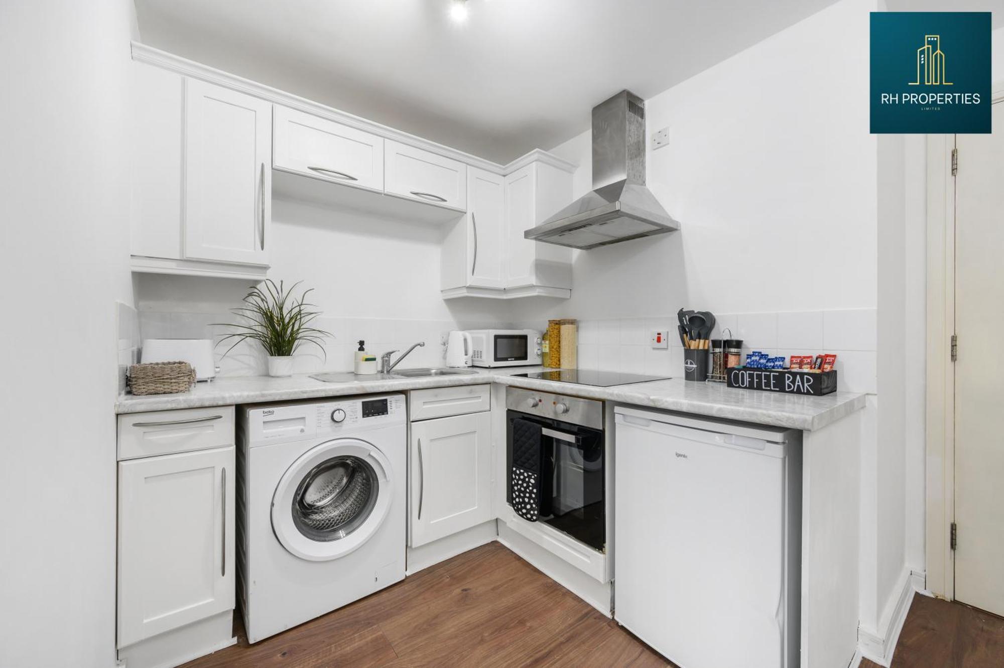 Modern Near Centre Apartment